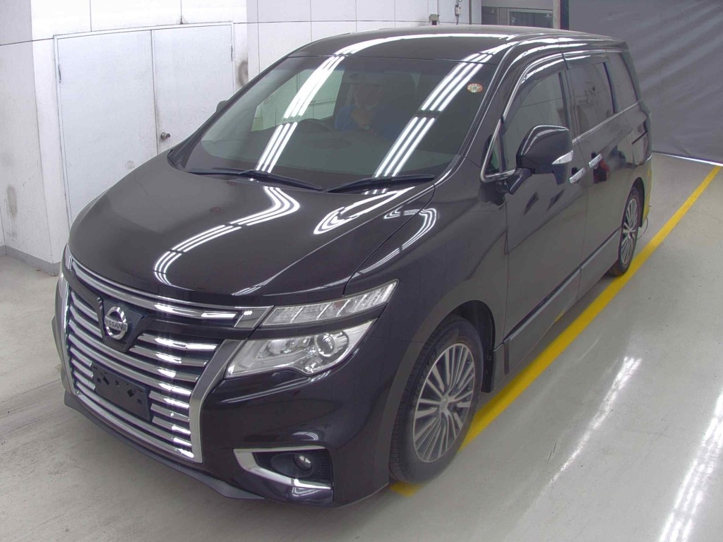 NISSAN ELGRAND
