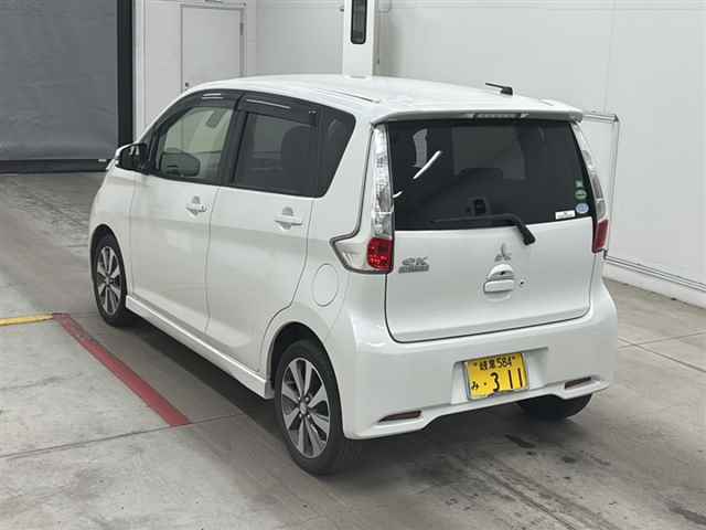 MITSUBISHI EK CUSTOM