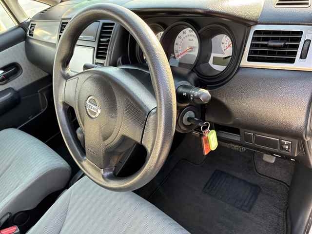 NISSAN TIIDA LATIO