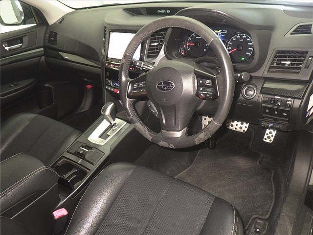 SUBARU LEGACY