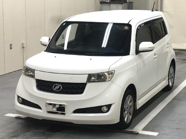 TOYOTA BB