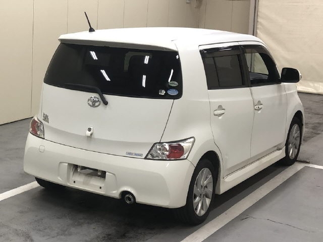 TOYOTA BB