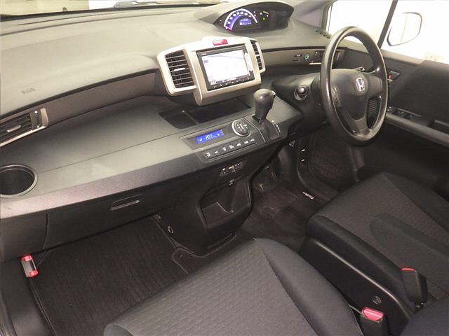 HONDA FREED SPIKE