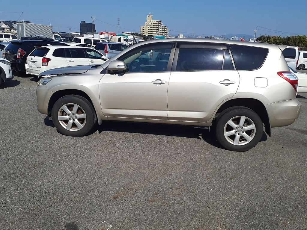 TOYOTA VANGUARD