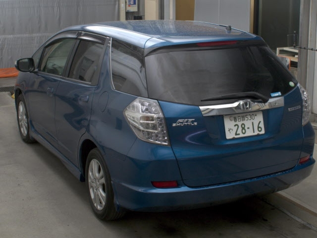HONDA FIT SHUTTLE