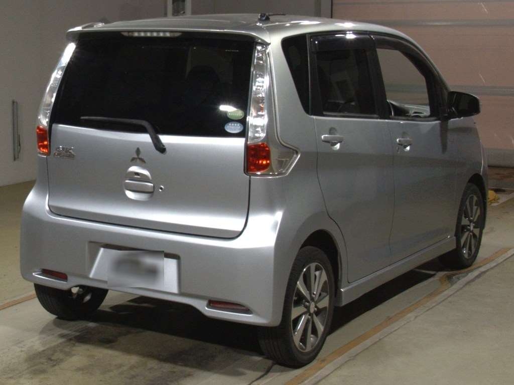 MITSUBISHI EK CUSTOM