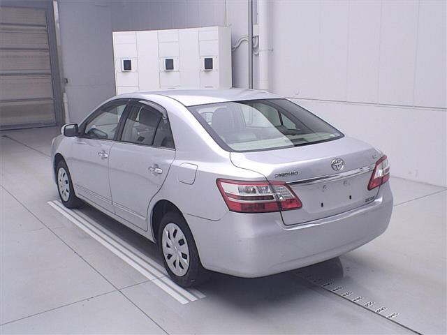 TOYOTA PREMIO