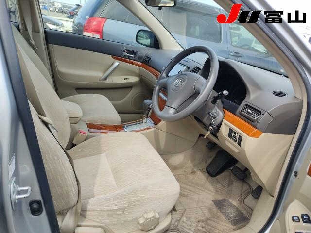 TOYOTA PREMIO