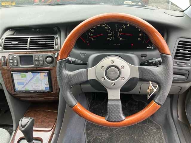 MITSUBISHI DIAMANTE