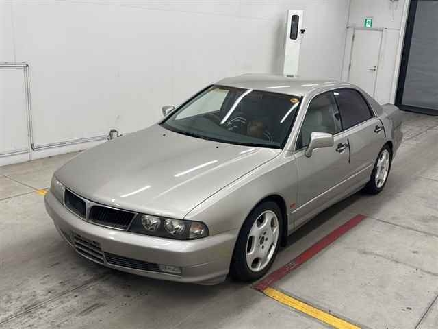 MITSUBISHI DIAMANTE