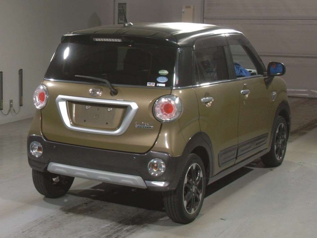 DAIHATSU CAST