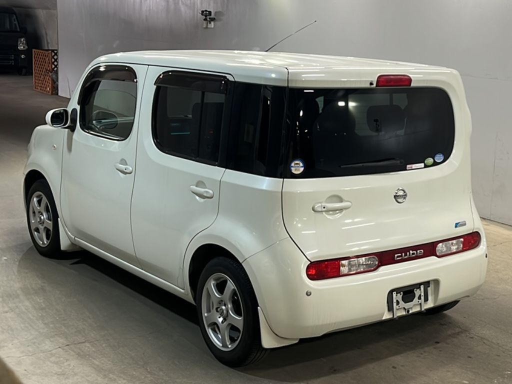 NISSAN CUBE