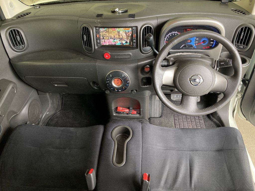NISSAN CUBE