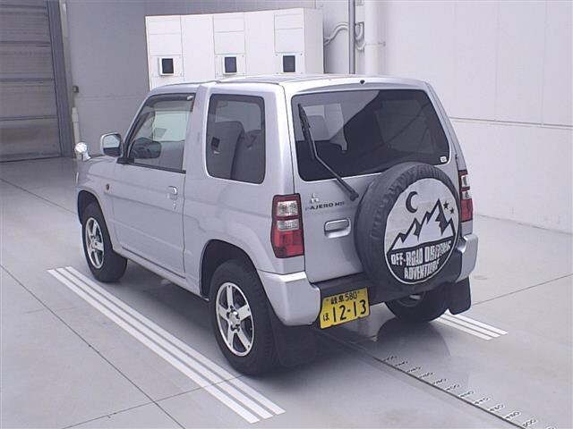 MITSUBISHI PAJERO MINI