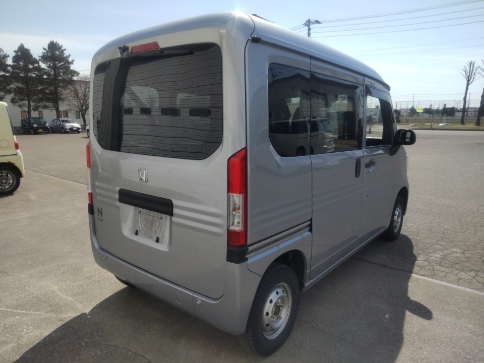 HONDA N-VAN