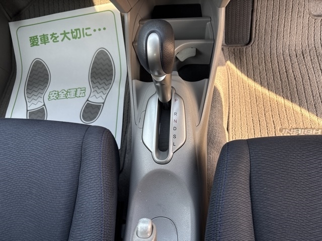 HONDA INSIGHT