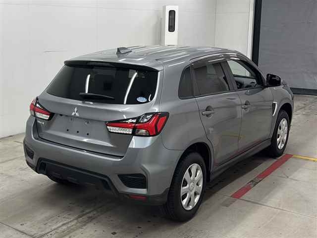 MITSUBISHI RVR