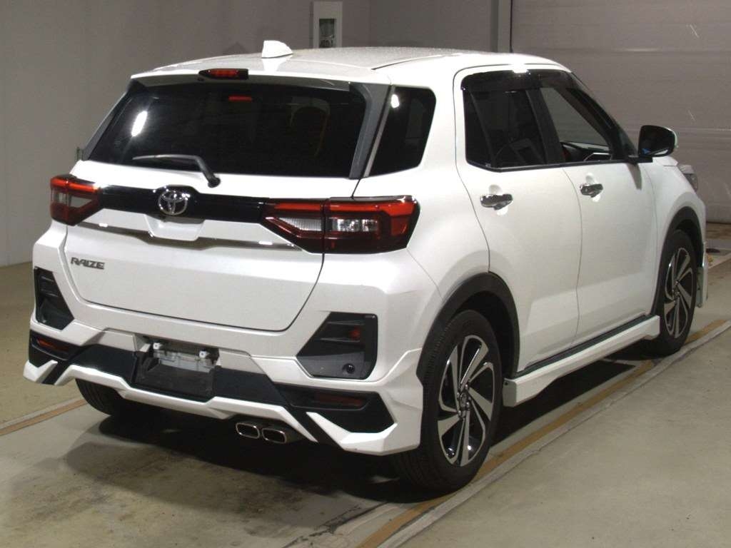 TOYOTA RAIZE