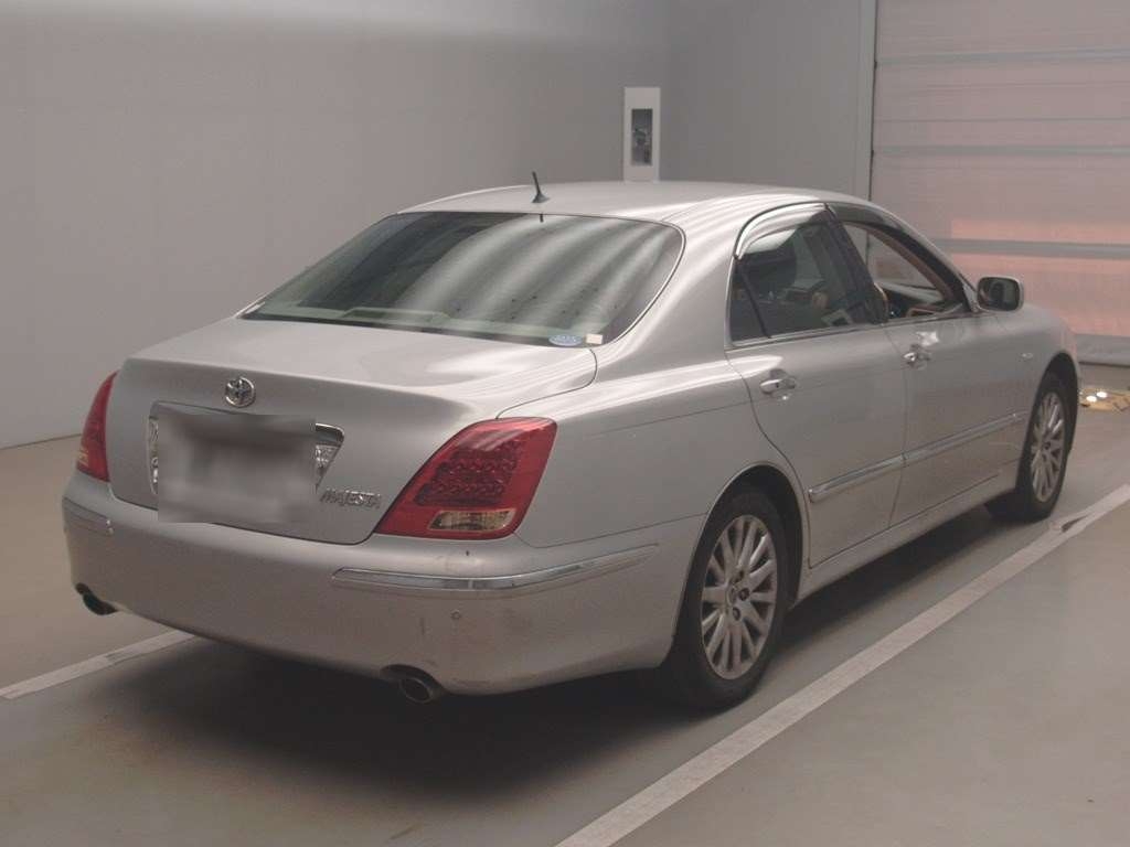 TOYOTA CROWN MAJESTA