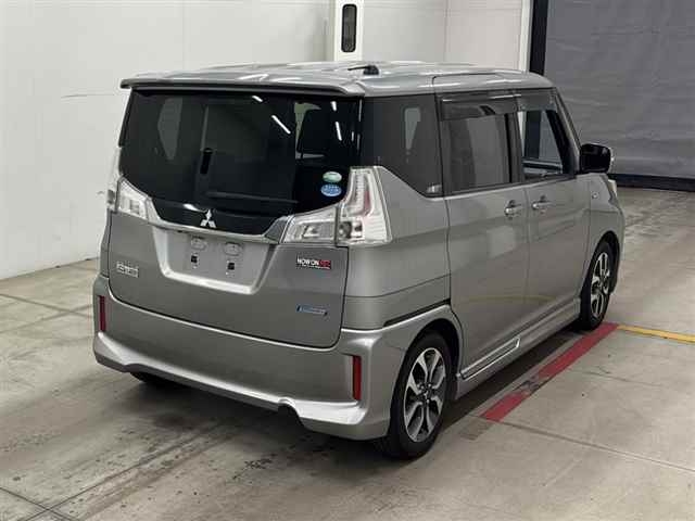 MITSUBISHI DELICA D:2