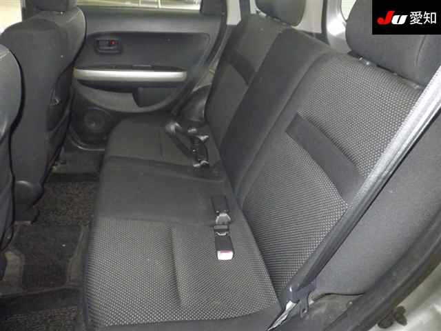 TOYOTA IST