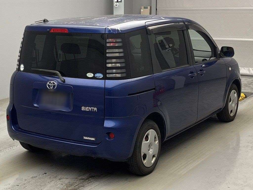 TOYOTA SIENTA