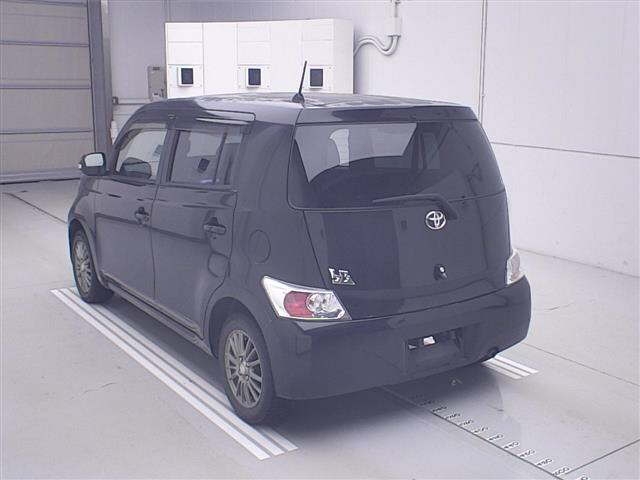TOYOTA BB