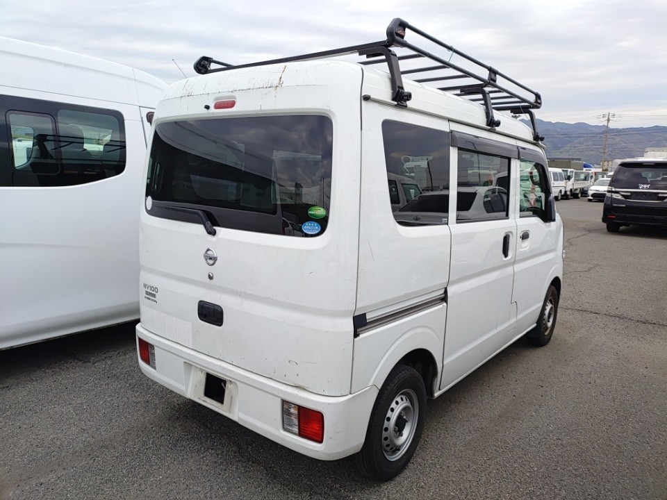 NISSAN NV100 CLIPPER