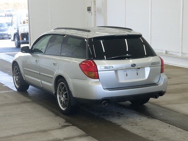 SUBARU OUTBACK