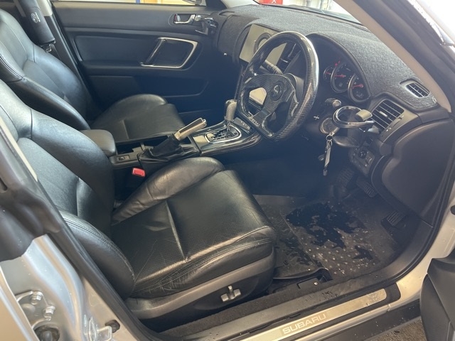 SUBARU OUTBACK