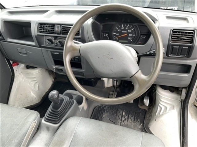 MITSUBISHI MINICAB