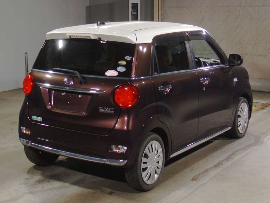 DAIHATSU CAST