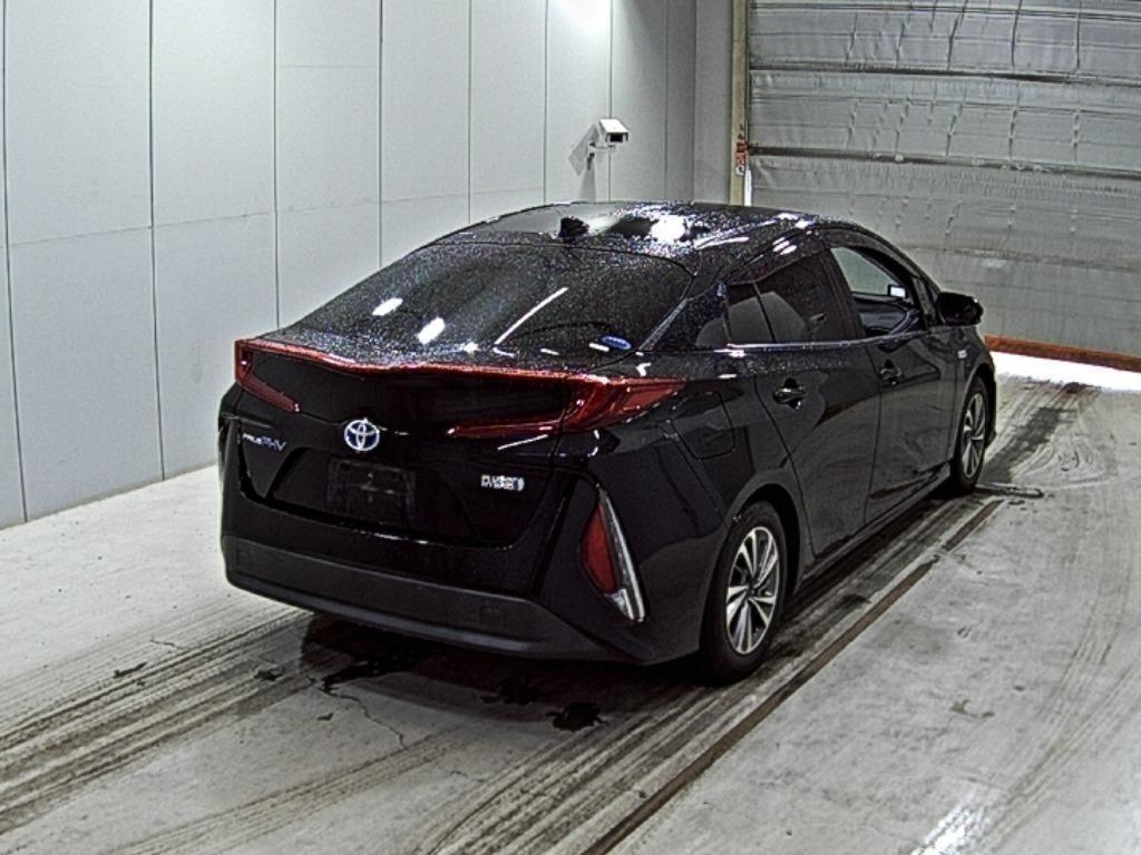 TOYOTA PRIUS PHV