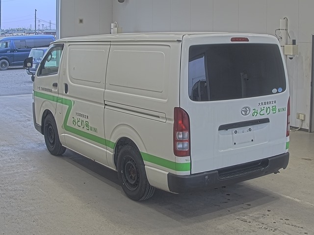 TOYOTA REGIUS ACE