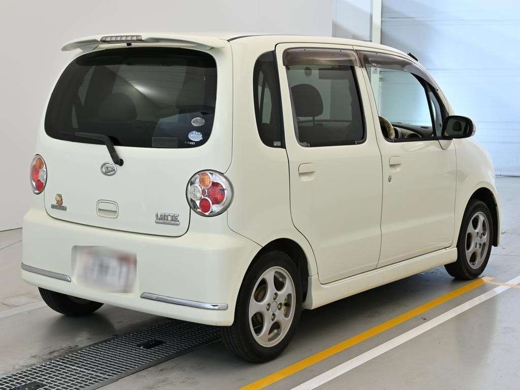 DAIHATSU MOVE LATTE