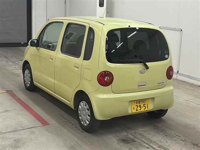 DAIHATSU MOVE LATTE