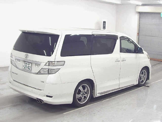 TOYOTA VELLFIRE