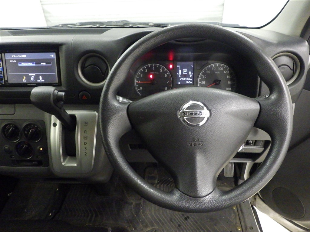 NISSAN NV350 CARAVAN