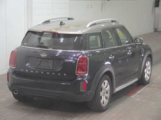 MINI CROSSOVER