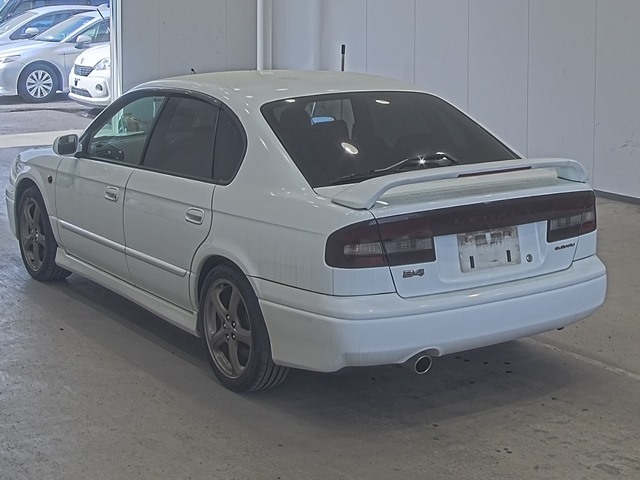 SUBARU LEGACY B4