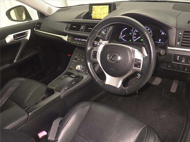 LEXUS CT200H