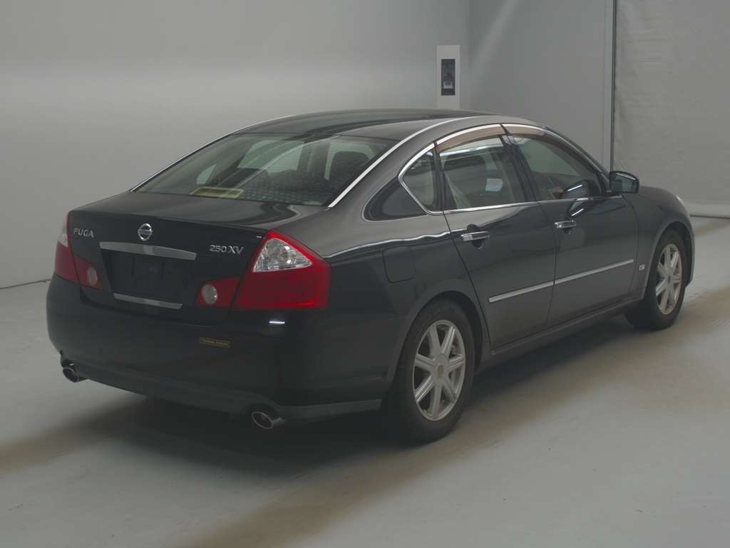 NISSAN FUGA
