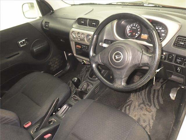 DAIHATSU TERIOS KID