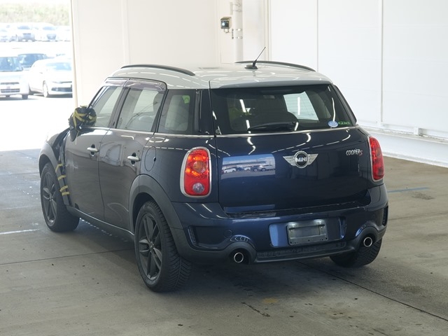 MINI CROSSOVER