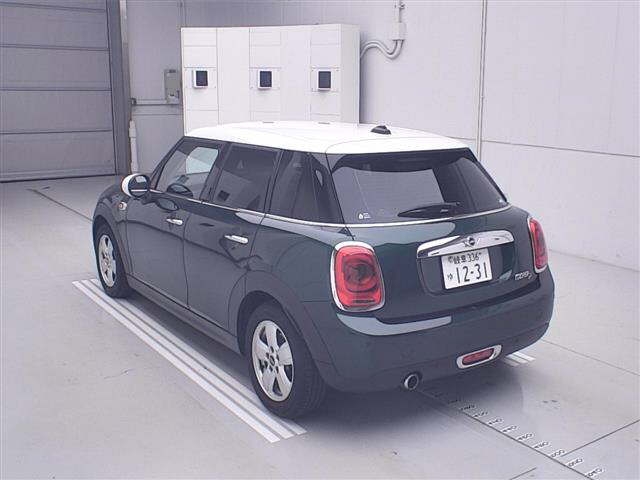 MINI HATCH