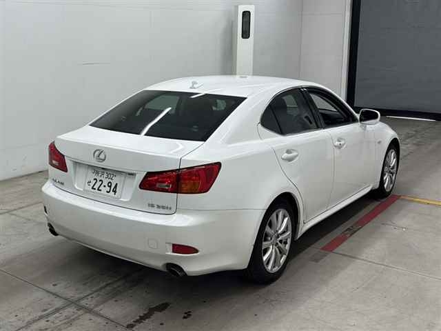 LEXUS IS350