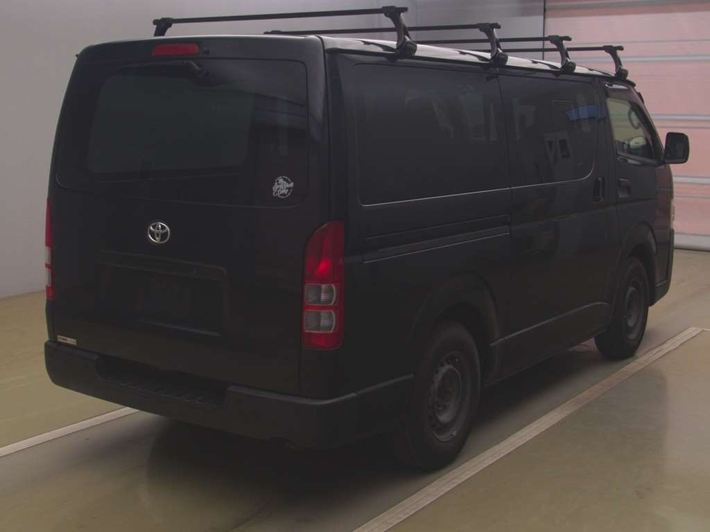TOYOTA REGIUS ACE
