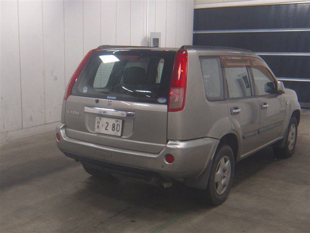 NISSAN X-TRAIL