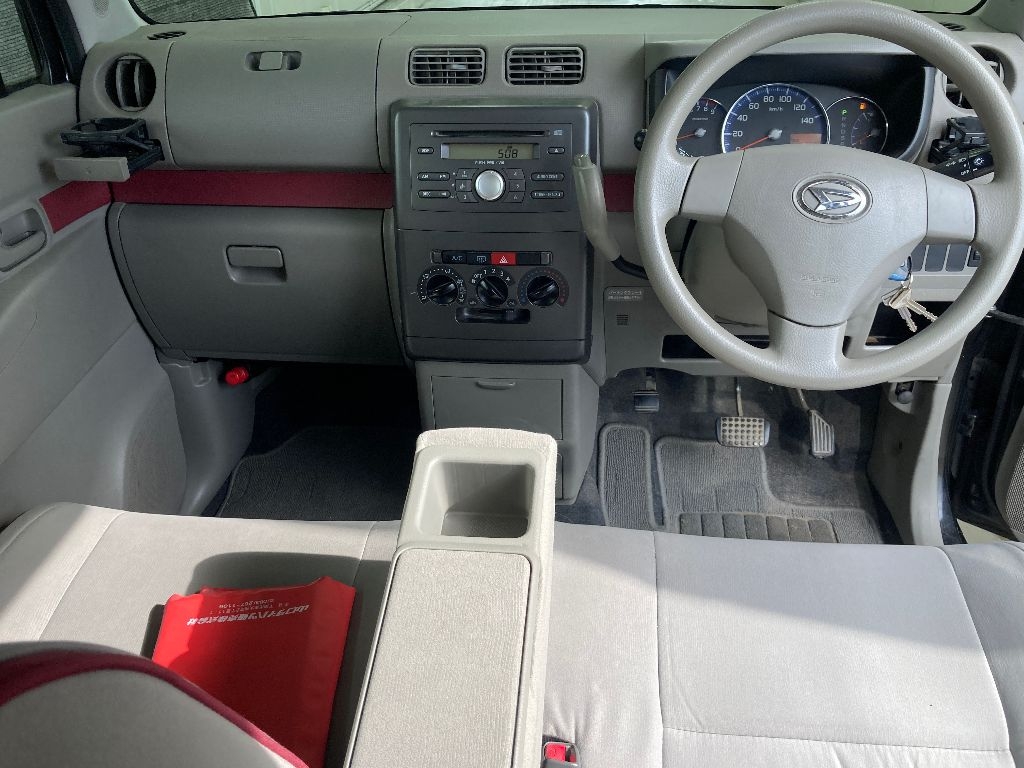 DAIHATSU MOVE CONTE