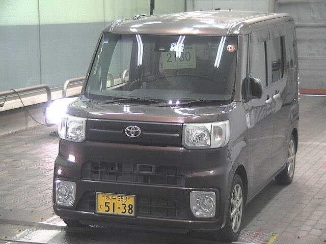 TOYOTA PIXIS MEGA